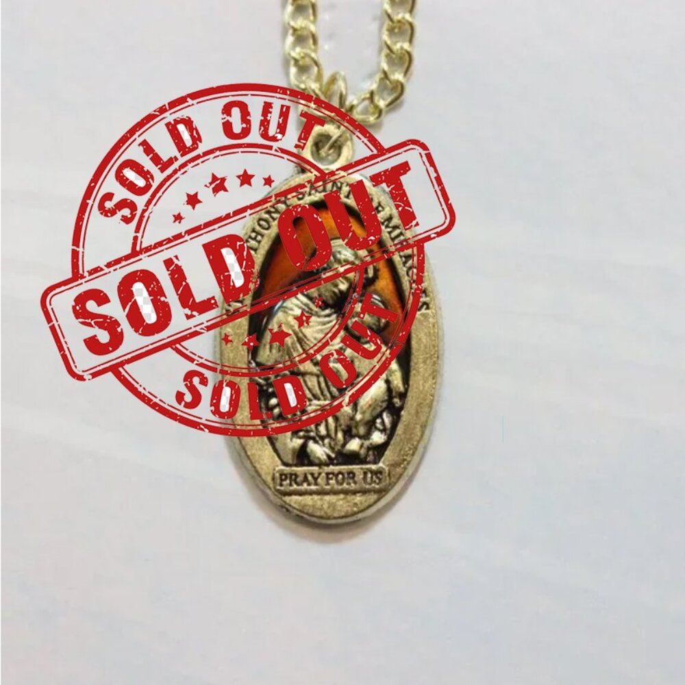 ✝️Gold and Red Oval Saint Anthony Saint Of Miracles Pray For Us Necklace ✝️